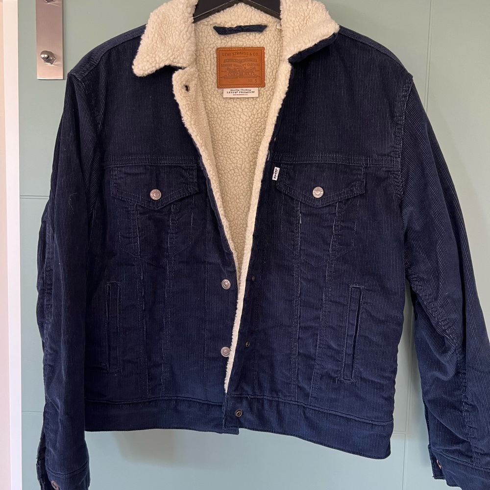 Levi Premium Navy corduroy jacket/gold snaps